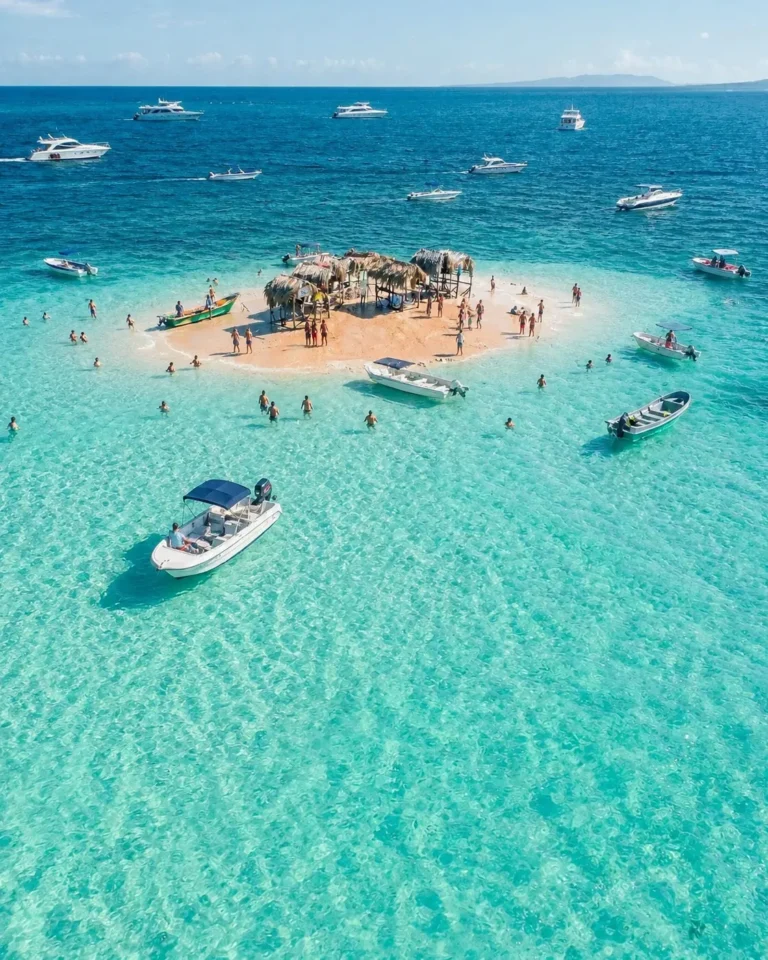 Cayo Arena Paradise Island